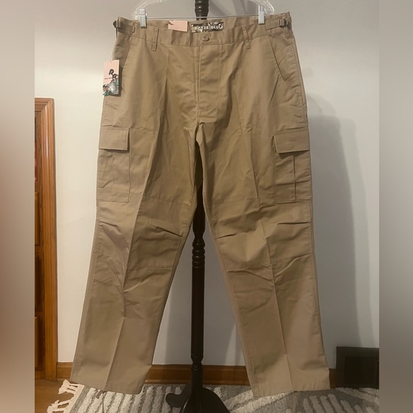 Royal Blue Other - NWT MEN’s Royal Blue 2XL Khaki Army Pants! Cargo Pockets!